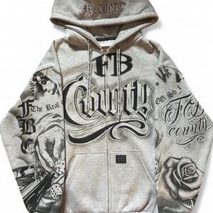 ON HOLD FB county gray tatted up set size L